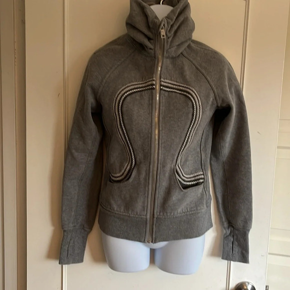 Lululemon  Cuddle Up Jacket. Heathered gray. - Picture 5 of 14